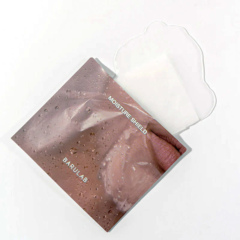 Opening pack of Steam Sheet Moisture Shield Barulab