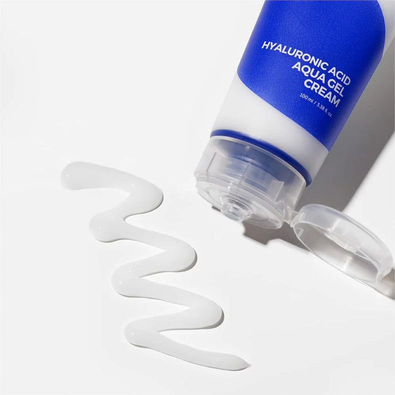 Isntree Hyaluronic Acid Aqua Gel Cream squeezed in a wavy line from the tube, showing the product's smooth, gel-like texture.